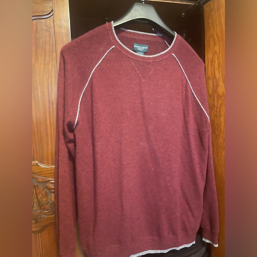 Hammacher Schlemmer 100% cashmere sweater, size XXL